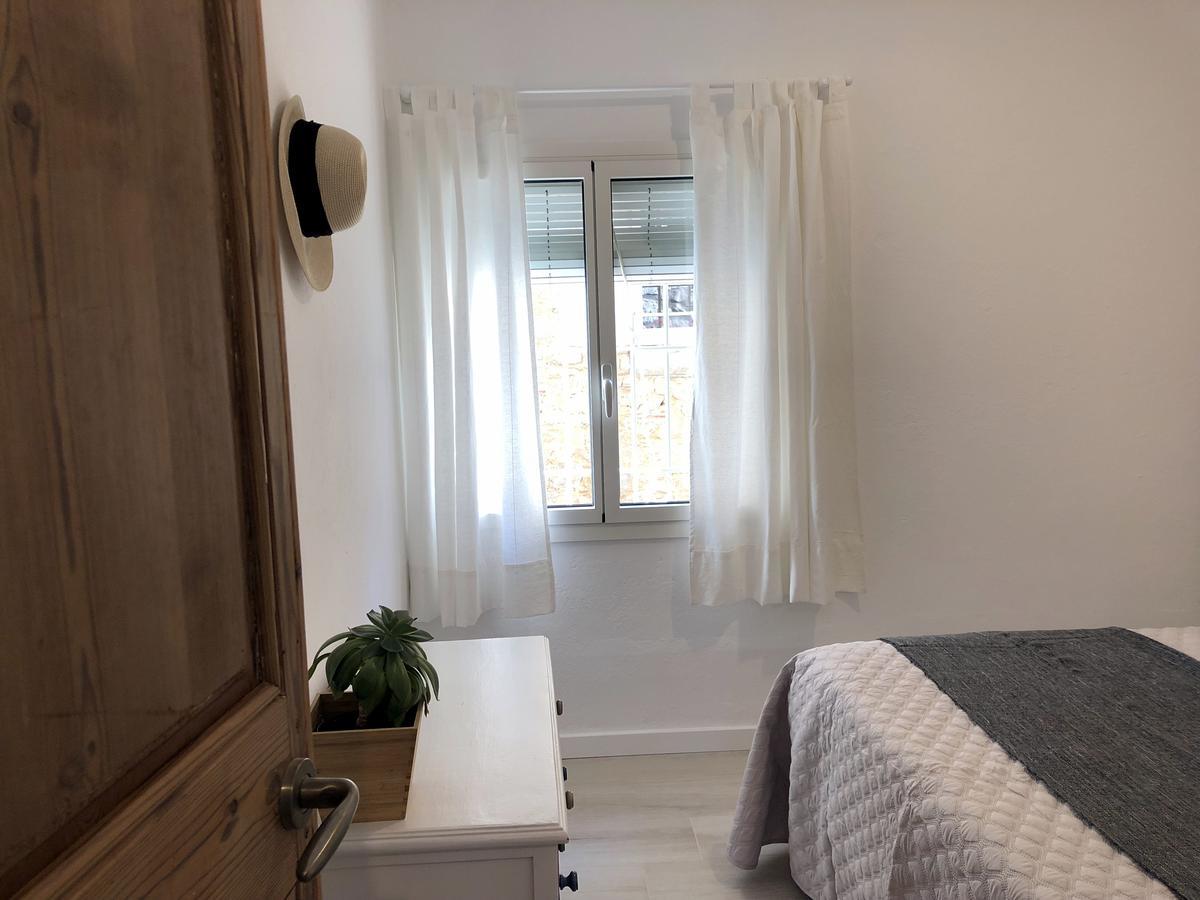 Apartaments La Palmera, Terrace & Pool Сант Марти д'Емпуриес Екстериор снимка