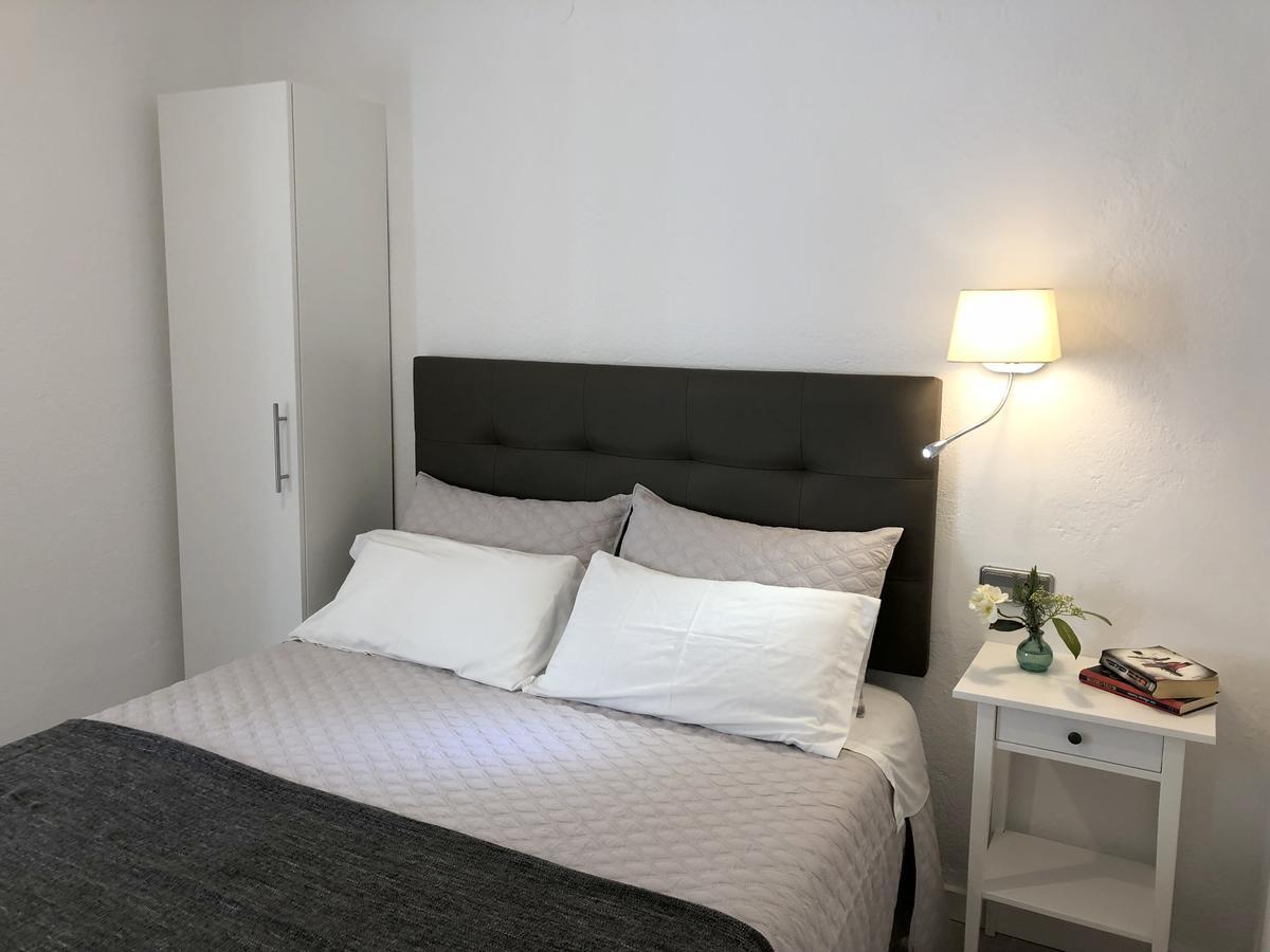 Apartaments La Palmera, Terrace & Pool Сант Марти д'Емпуриес Екстериор снимка