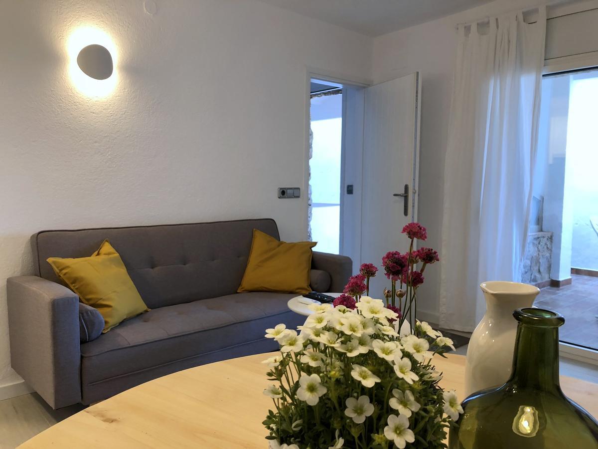 Apartaments La Palmera, Terrace & Pool Сант Марти д'Емпуриес Екстериор снимка